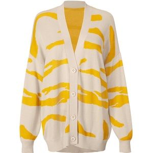 Cabi Spring 21 Roar Cardigan